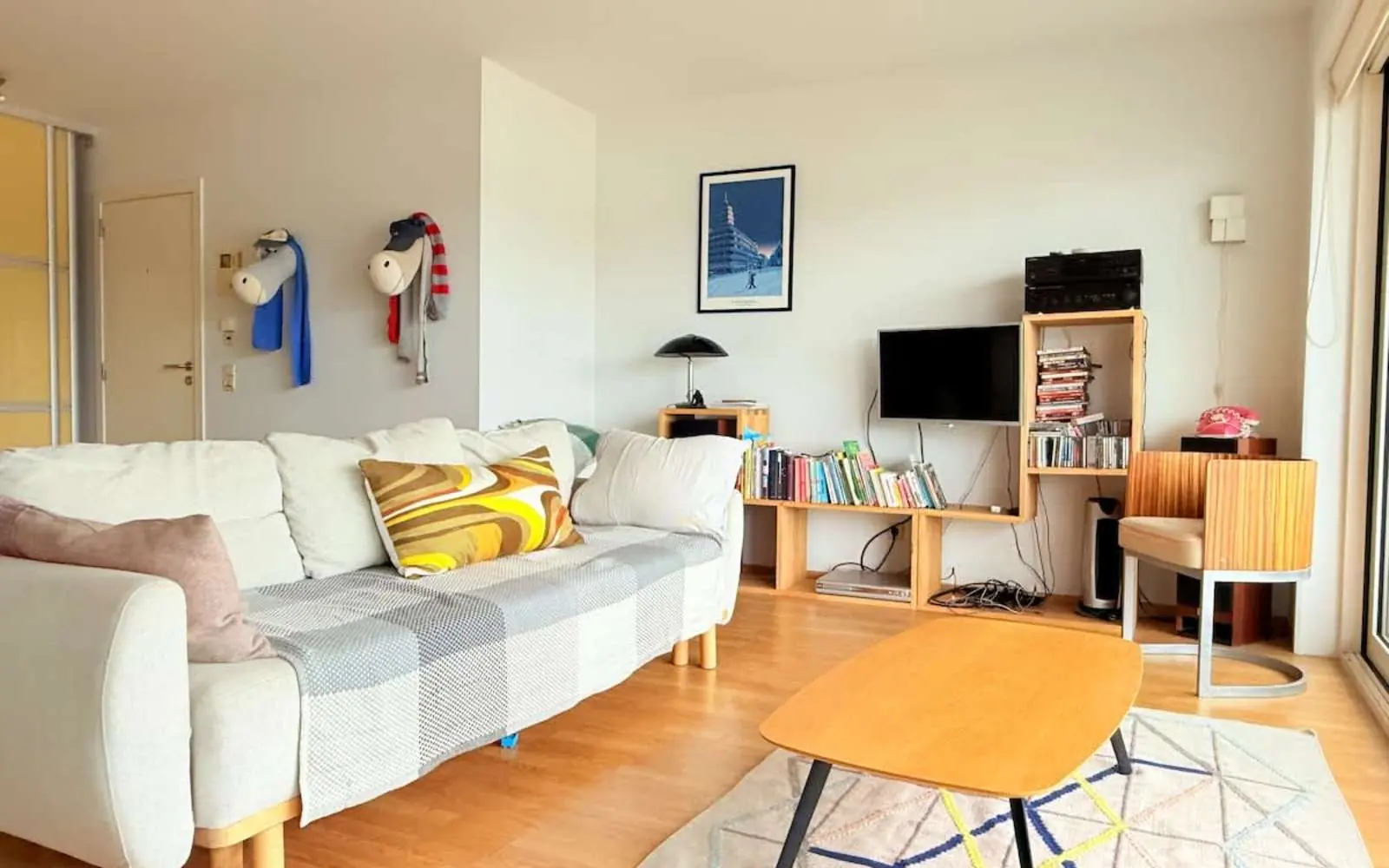Lovely Apartment for 6 Guests with Beautiful Water Views Baby Cot Included